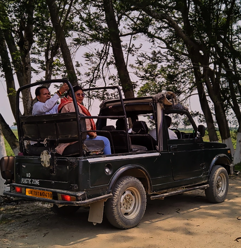 Corbett Holiday Tour With 1 Gypsy Safari